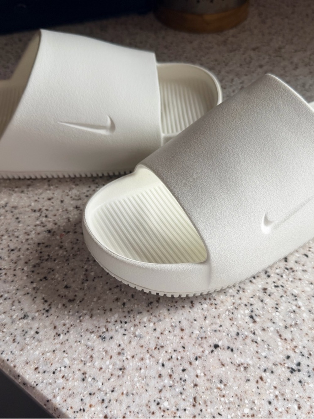 Nike calm 2.0 White Slide Sandals